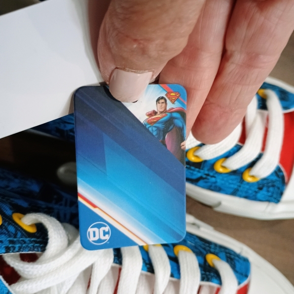 Blue and Red High-Top Superman Shoes - Picture 4 of 8